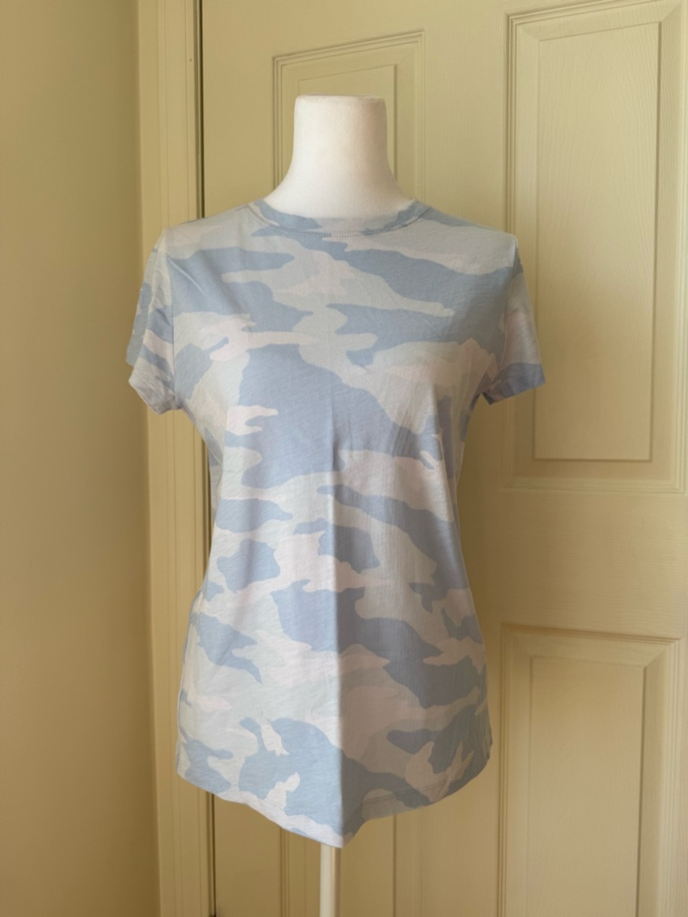 Athleta Light Blue Camo Tee Small | 100% Cotton Soft Everyday Shirt